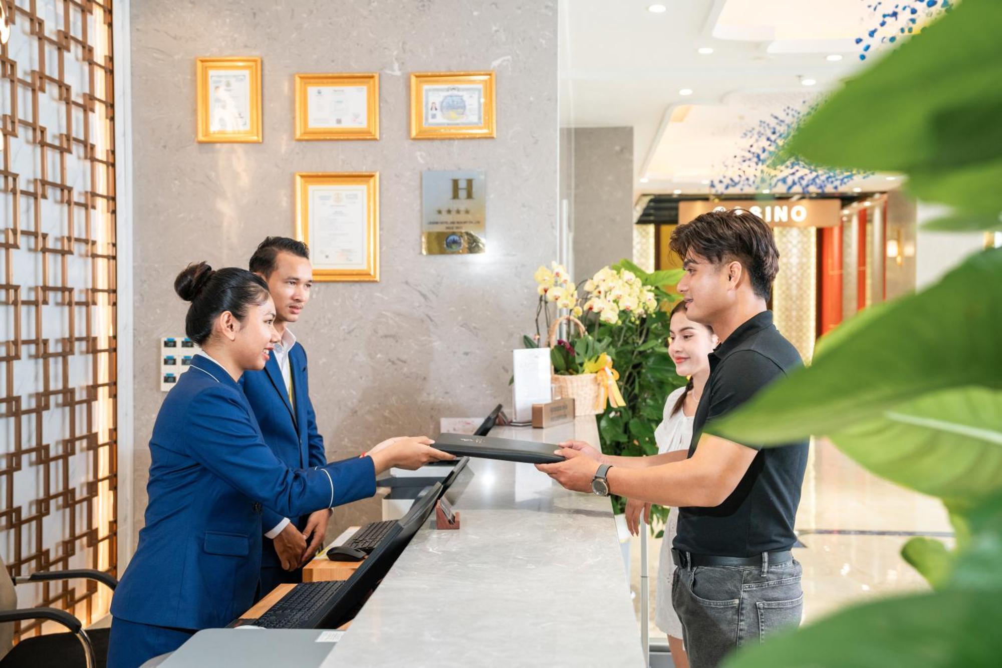 Legend Hotel And Resort Sihanoukville Exterior foto